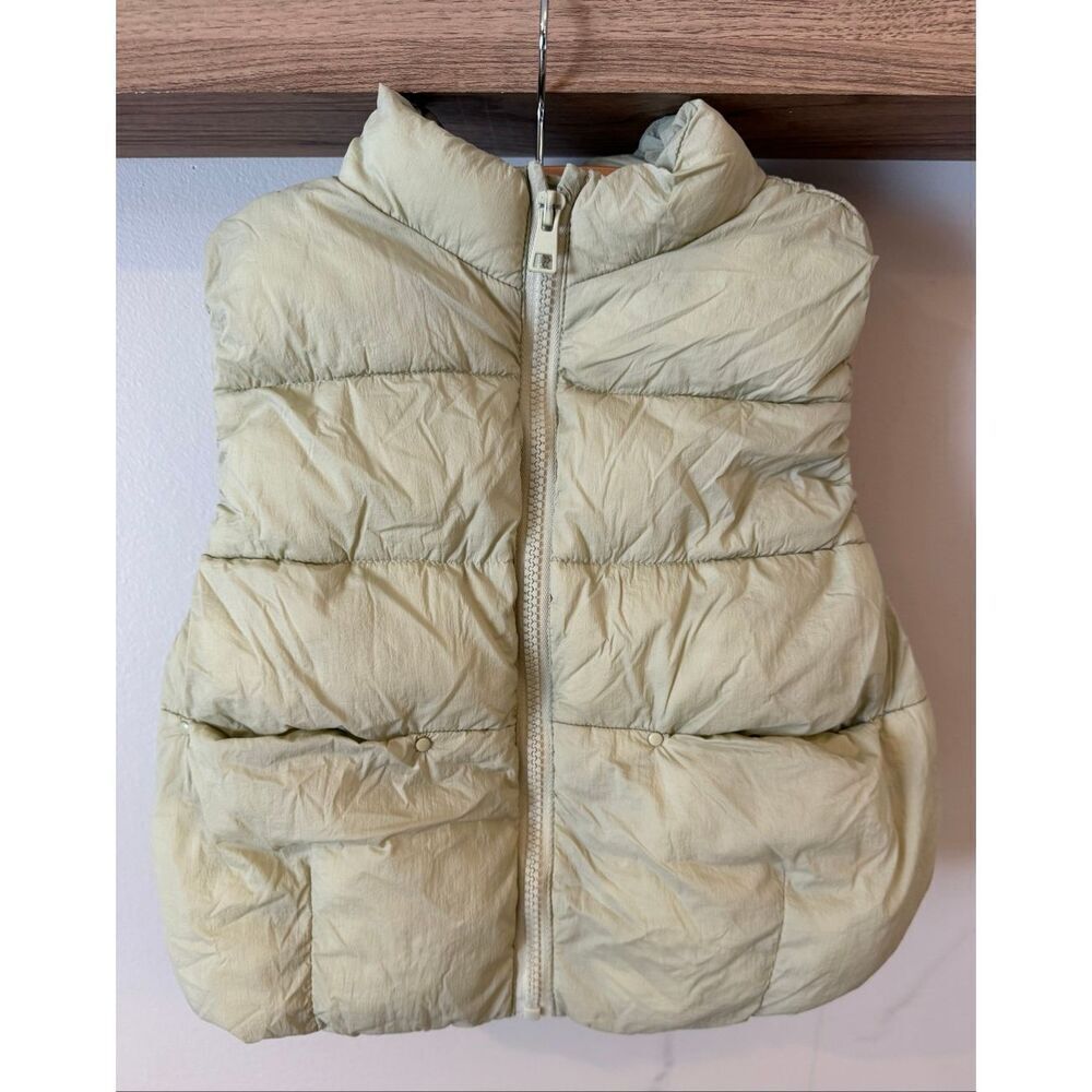ZARA Sage Puffer Vest 18/24